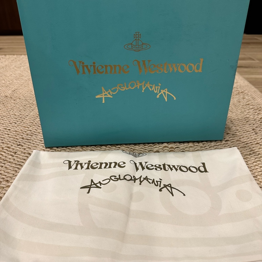 Vivienne Westwood Cream Perforated Leather Ankle Booties. NEW WITH BOX - Picture 5 of 10